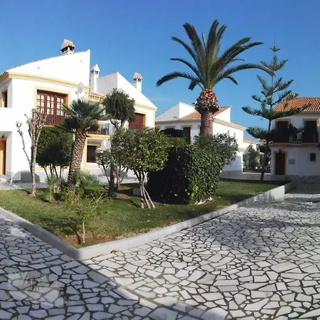 Pueblo Laguna 7 *