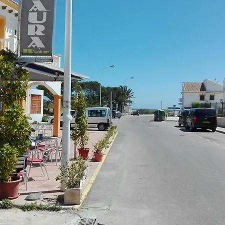 Pueblo Laguna 7 *